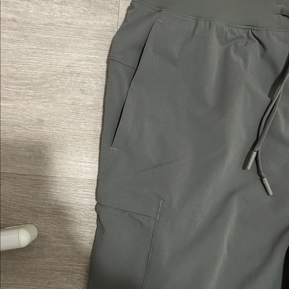 Lululemon men’s joggers - Picture 5 of 6